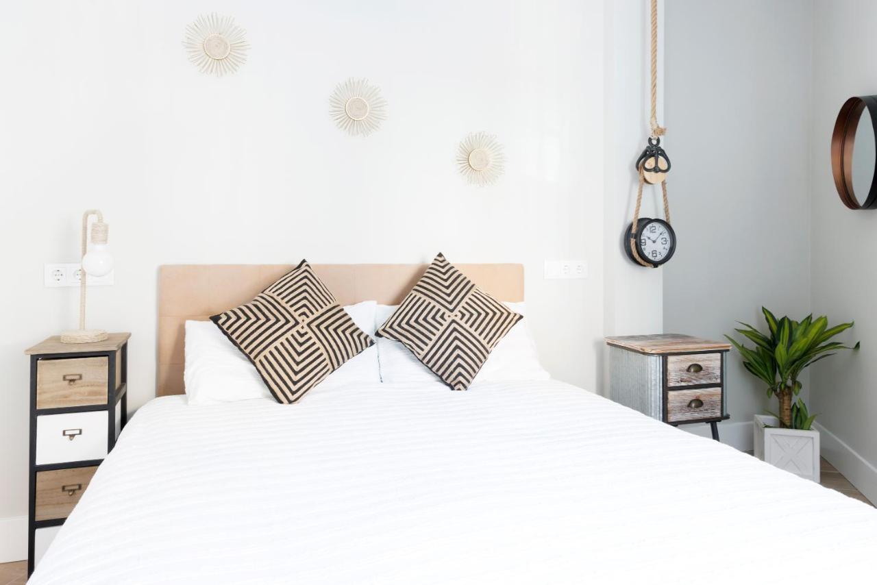 Apartamento Deluxe El Avion Apartment Alcala de Henares Luaran gambar