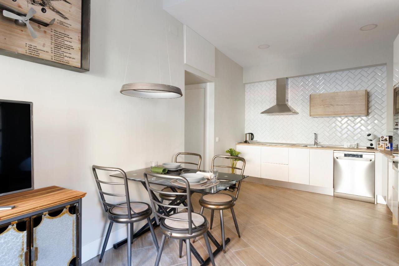 Apartamento Deluxe El Avion Apartment Alcala de Henares Luaran gambar