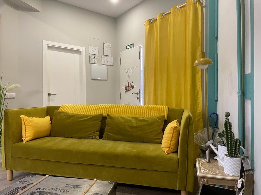 Apartamento Deluxe El Avion Apartment Alcala de Henares Luaran gambar